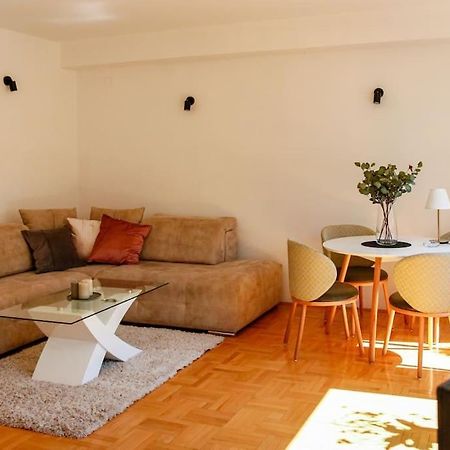Nn Apartment Skopje Ngoại thất bức ảnh