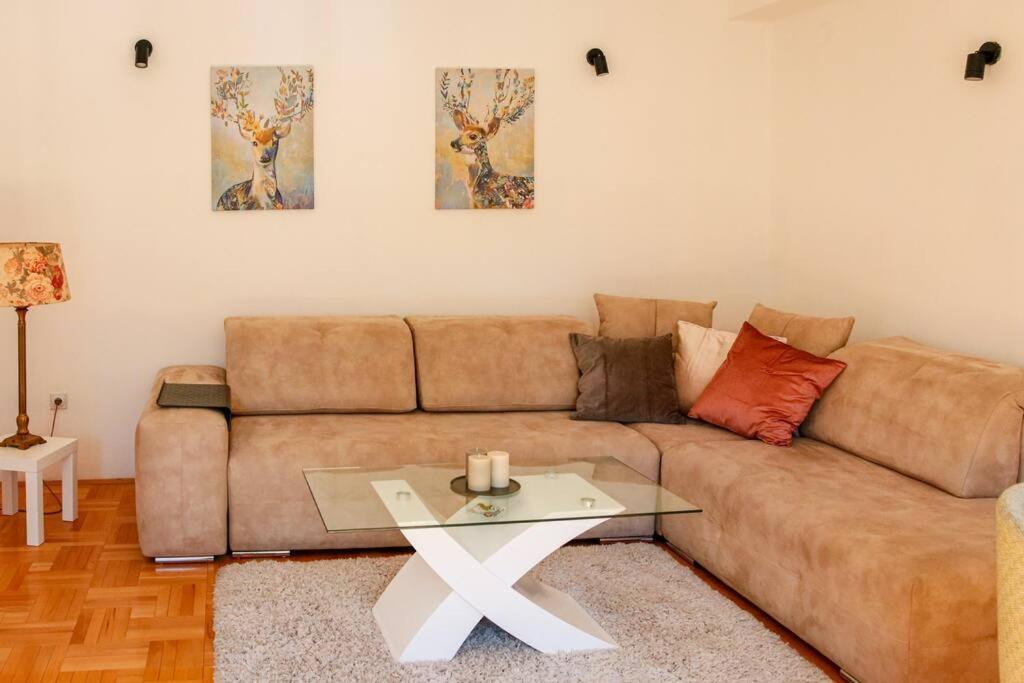 Nn Apartment Skopje Ngoại thất bức ảnh